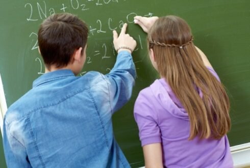 Послуги репетитора хімії